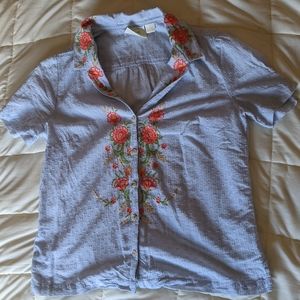 Adorable Anthropologie Embroidered Blouse